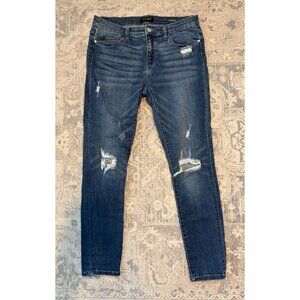 Judy Blue Women's Skinny Fit Mid Rise Distressed Denim Jeans Size 15 Stretch
